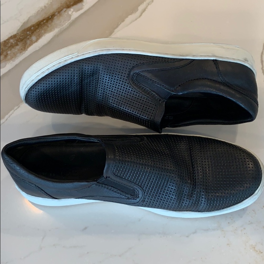 Vince men’s Slip On Casual 10M